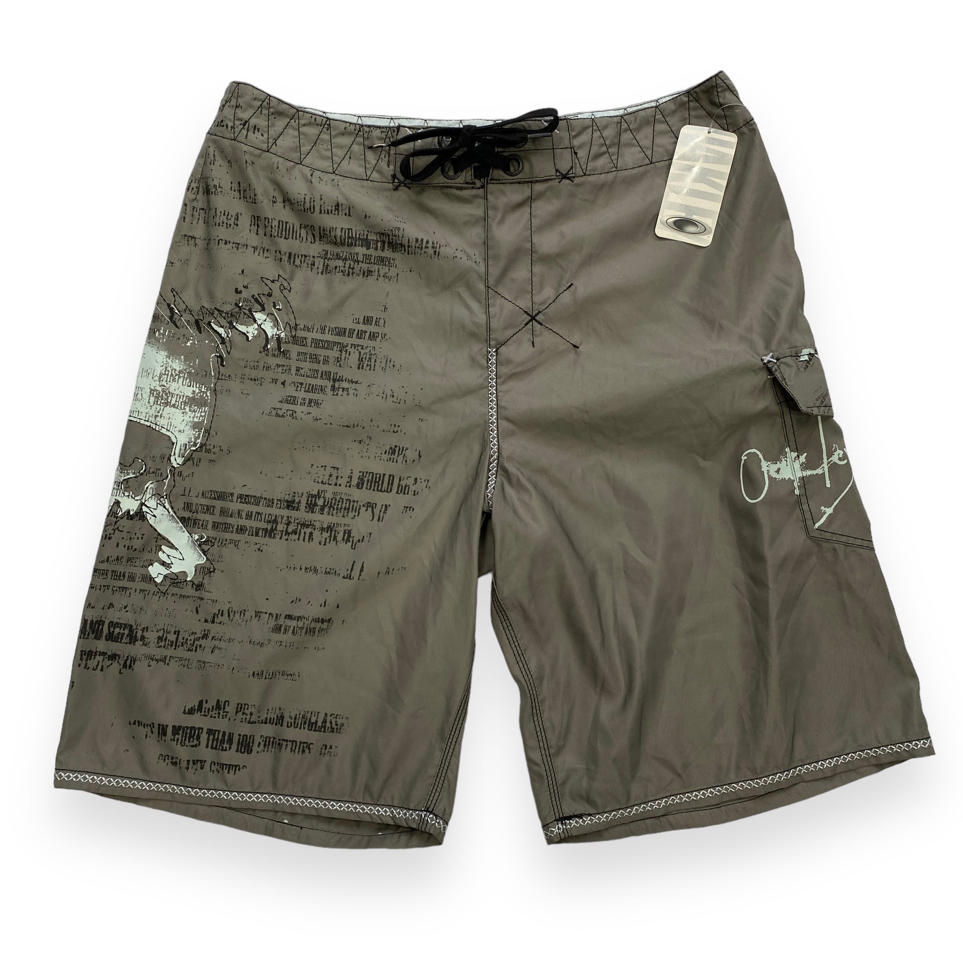 Oakley Board Shorts – 300700 - Main Image